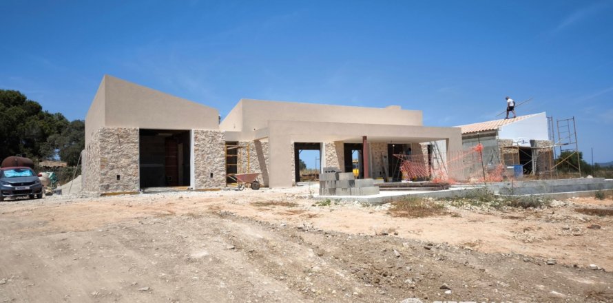 Finca in Porto Cristo, Mallorca, Spain 3 bedrooms, 208 sq.m. No. 178124