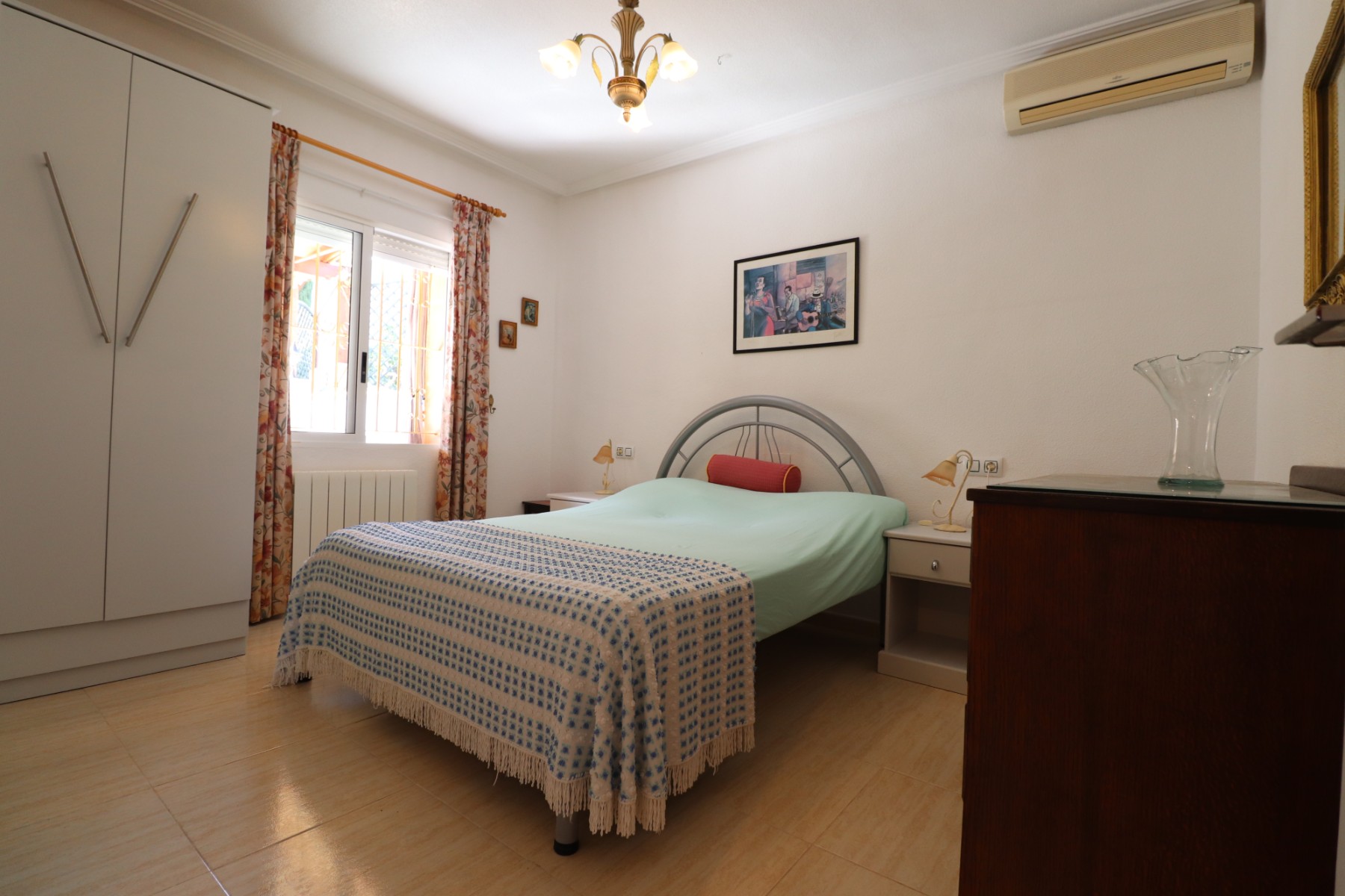 Villa i Algorfa, Alicante, Spanien 3 sovrum, 264 kvm. Nr. 146582