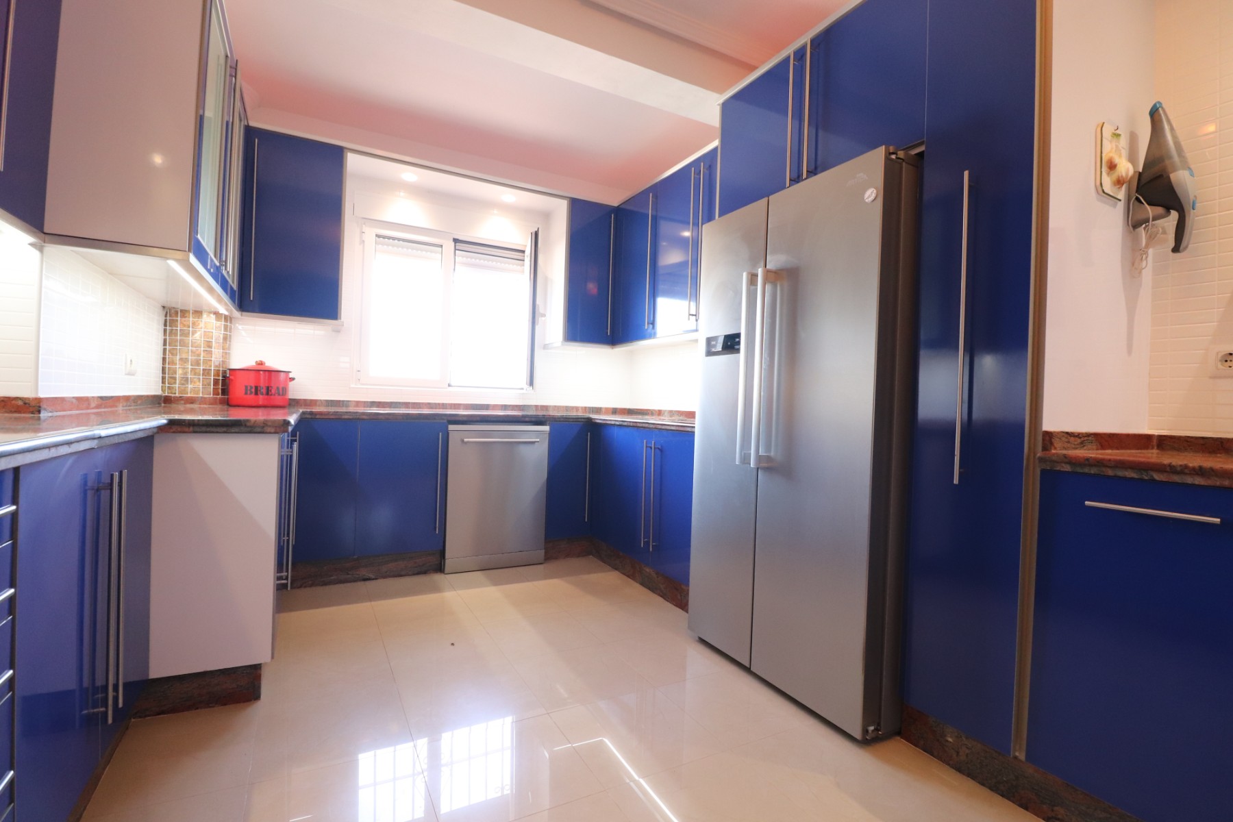 Villa i Algorfa, Alicante, Spanien 3 sovrum, 264 kvm. Nr. 146582