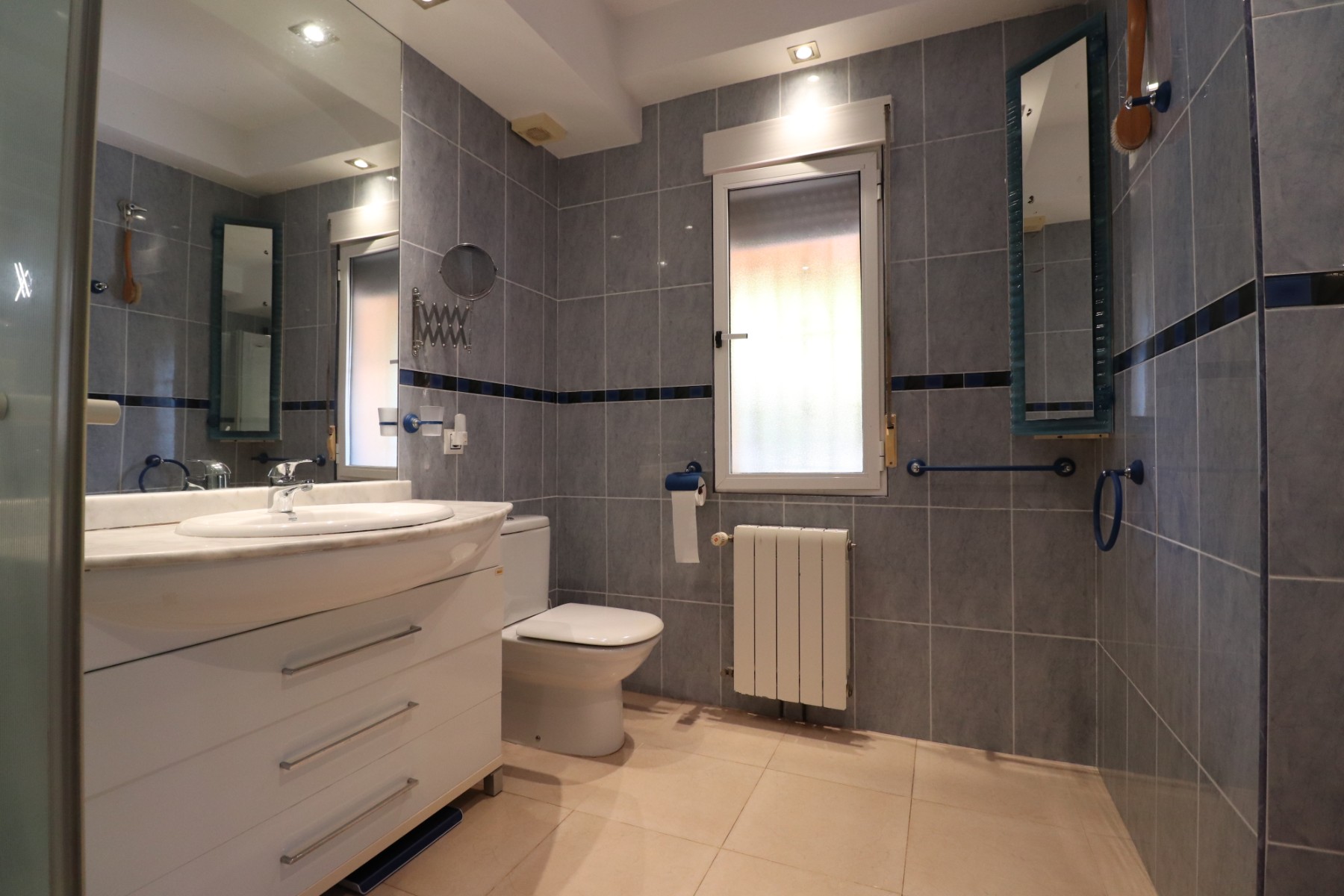 Villa i Algorfa, Alicante, Spanien 3 sovrum, 264 kvm. Nr. 146582