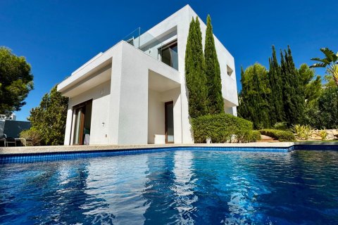 Villa en venta en Pinar De Campoverde, Alicante, España 3 dormitorios, 121 m2 No. 140158 - foto 1