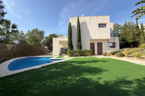 Villa en venta en Pinar De Campoverde, Alicante, España 3 dormitorios, 121 m2 No. 140158 - foto 24