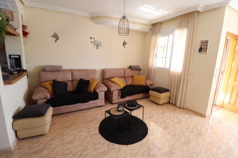 Casa adosada en venta en Alicante, España 3 dormitorios, 90 m2 No. 140156 - foto 9