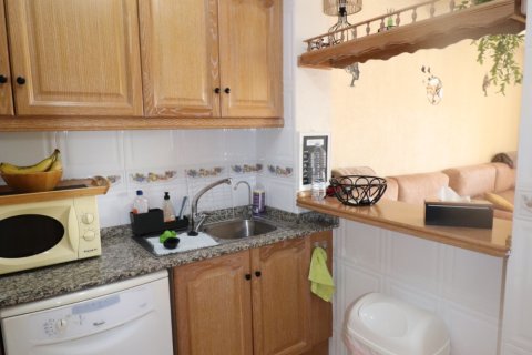 Casa adosada en venta en Alicante, España 3 dormitorios, 90 m2 No. 140156 - foto 15