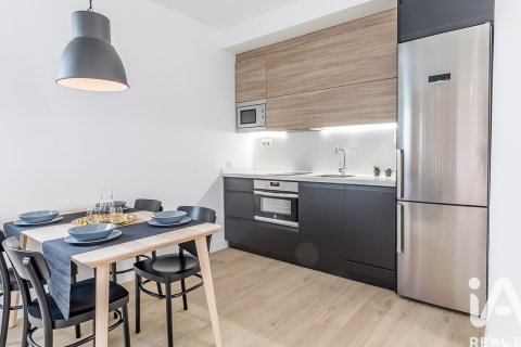 Huoneisto vuokrattavana Madrid, Espanja , 74 m2 No. 188506 - kuva 5