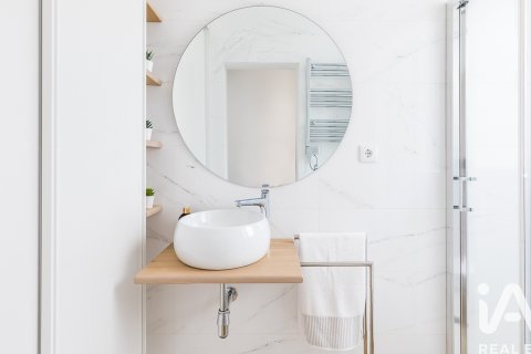 Huoneisto vuokrattavana Madrid, Espanja , 74 m2 No. 188506 - kuva 12