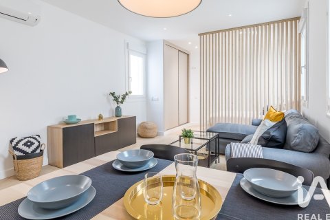Huoneisto vuokrattavana Madrid, Espanja , 74 m2 No. 188506 - kuva 2