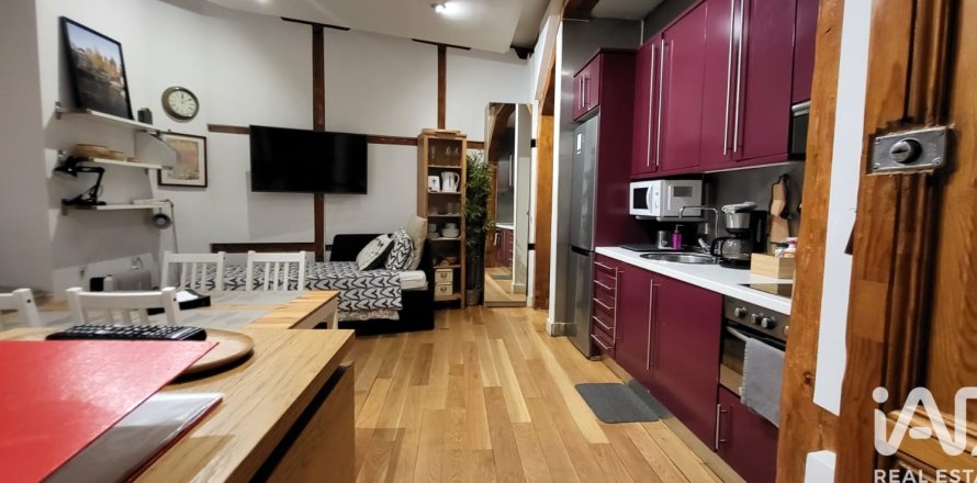 Huoneisto Madrid, Espanja 1 makuuhuone, 35 m2 No. 188509