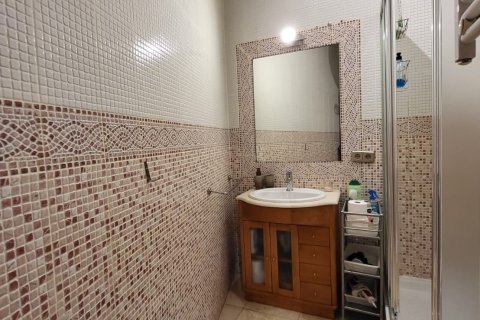 Huoneisto vuokrattavana Madrid, Espanja, 1 makuuhuone, 35 m2 No. 188509 - kuva 12