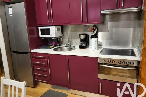 Huoneisto vuokrattavana Madrid, Espanja, 1 makuuhuone, 35 m2 No. 188509 - kuva 2