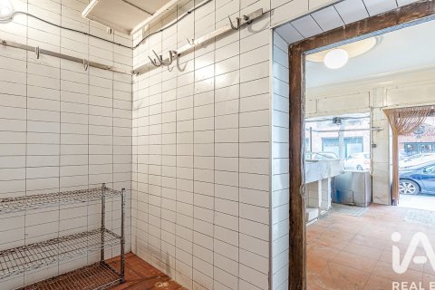Komerciāls īpašums īrēšanai Madrid, Spānijā 1 istaba, 128 m2 Nr. 188508 - attēls 20