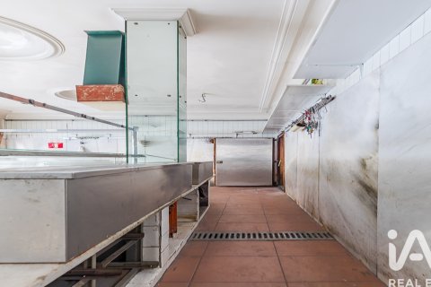 Komerciāls īpašums īrēšanai Madrid, Spānijā 1 istaba, 128 m2 Nr. 188508 - attēls 7