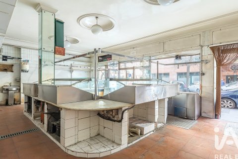 Komerciāls īpašums īrēšanai Madrid, Spānijā 1 istaba, 128 m2 Nr. 188508 - attēls 5
