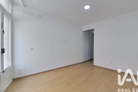 House for sale in Alcala De Xivert, Castellon, Spain 4 bedrooms, 158 sq.m. No. 184734 - photo 5