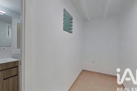 House for sale in Alcala De Xivert, Castellon, Spain 4 bedrooms, 158 sq.m. No. 184734 - photo 17