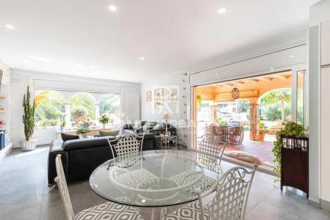 Villa à vendre à Platja D'aro, Girona, Espagne, 5 chambres, 357 m2 No. 177071 - photo 8