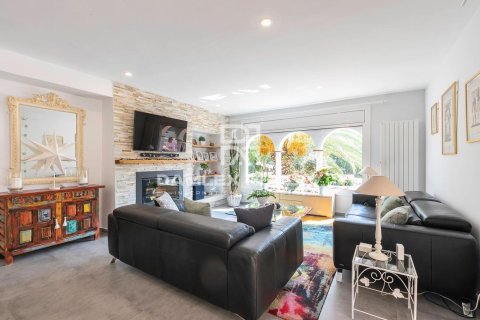 Villa à vendre à Platja D'aro, Girona, Espagne, 5 chambres, 357 m2 No. 177071 - photo 4