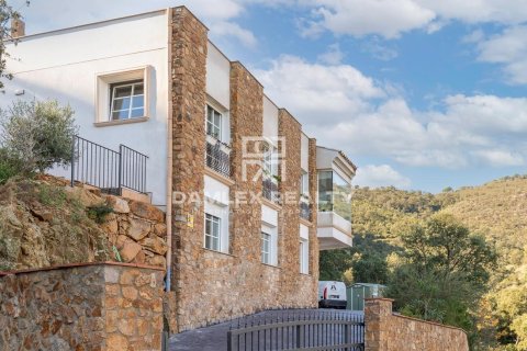 Villa à vendre à Platja D'aro, Girona, Espagne, 4 chambres, 220 m2 No. 177072 - photo 2