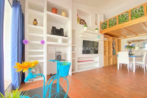 Duplex for sale in Platja D'aro, Girona, Spain 2 bedrooms, 120 sq.m. No. 177069 - photo 9