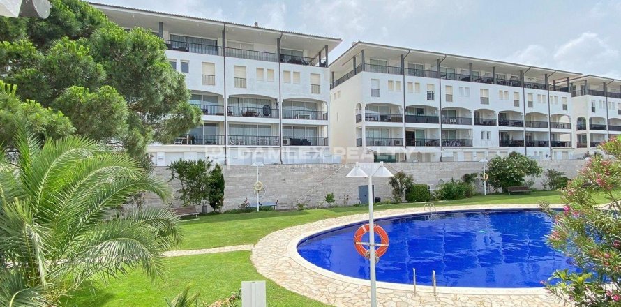 Duplex in Platja D'aro, Girona, Spain 2 bedrooms, 120 sq.m. No. 177069