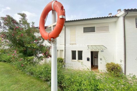 Duplex for sale in Platja D'aro, Girona, Spain 2 bedrooms, 120 sq.m. No. 177069 - photo 3