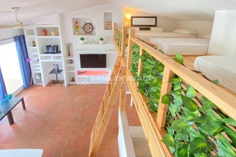 Duplex for sale in Platja D'aro, Girona, Spain 2 bedrooms, 120 sq.m. No. 177069 - photo 14
