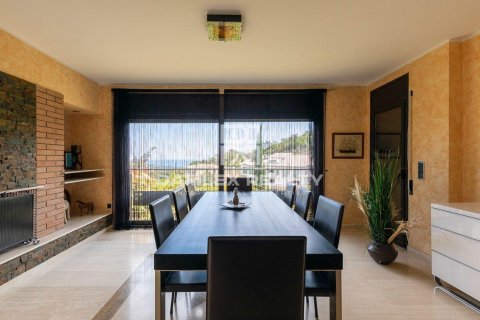 Villa for sale in Platja D'aro, Girona, Spain 3 bedrooms, 283 sq.m. No. 177073 - photo 9