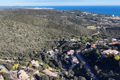 Villa for sale in Platja D'aro, Girona, Spain 3 bedrooms, 283 sq.m. No. 177073 - photo 28