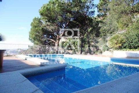House for sale in Lloret de Mar, Girona, Spain 4 bedrooms, 174 sq.m. No. 177074 - photo 2