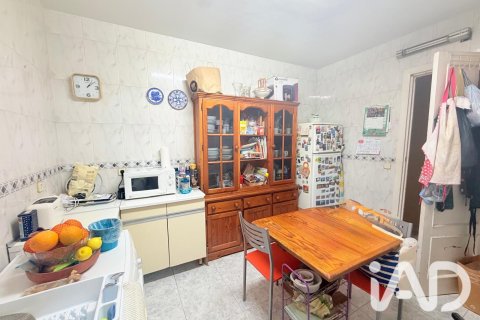 Apartament w Madrid, Hiszpania 3 sypialnie, 87 mkw. nr 187603 – zdjęcie 9