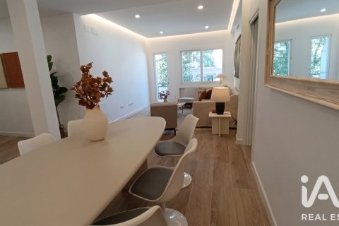 Apartment à vendre à Madrid, Espagne, 3 chambres, 169 m2 No. 187607 - photo 3