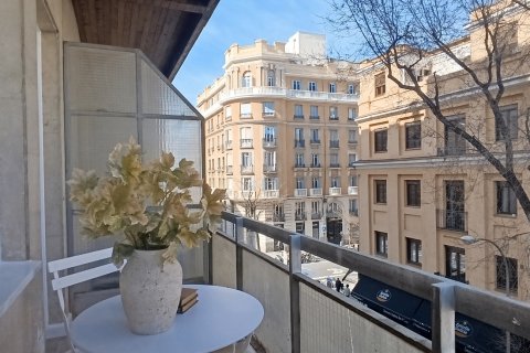 Apartment à vendre à Madrid, Espagne, 3 chambres, 169 m2 No. 187607 - photo 4