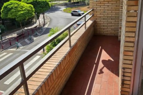 Apartament w Logrono, La Rioja, Hiszpania 4 sypialnie, 150 mkw. nr 187602 – zdjęcie 2