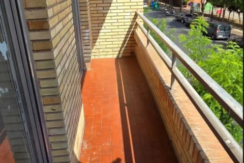 Apartament w Logrono, La Rioja, Hiszpania 4 sypialnie, 150 mkw. nr 187602 – zdjęcie 3