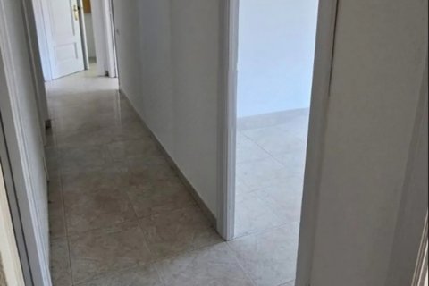 Apartament w Logrono, La Rioja, Hiszpania 4 sypialnie, 150 mkw. nr 187602 – zdjęcie 8