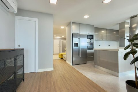 Penthouse for sale in Villajoyosa, Alicante, Spain 4 bedrooms, 255 sq.m. No. 167277 - photo 23