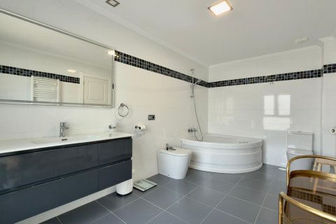 Продажа пентхауса в Вильяхойоса, Аликанте, Испания 4 спальни, 255м2 №167277 - фото 9