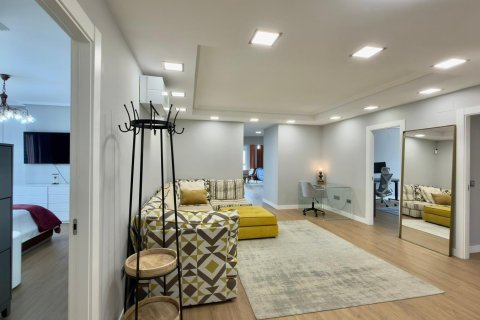 Penthouse for sale in Villajoyosa, Alicante, Spain 4 bedrooms, 255 sq.m. No. 167277 - photo 4