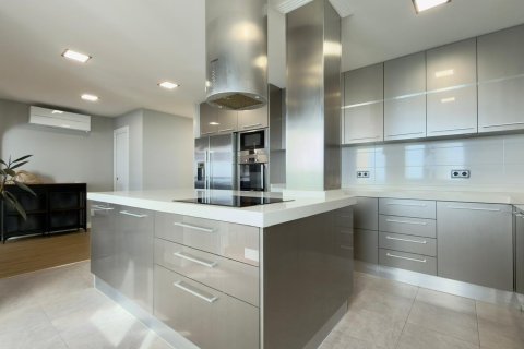 Penthouse for sale in Villajoyosa, Alicante, Spain 4 bedrooms, 255 sq.m. No. 167277 - photo 16