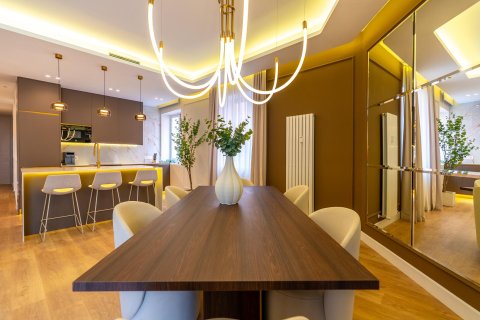 Apartment for sale in Madrid, Spain 2 bedrooms, 127 sq.m. No. 167278 - photo 22