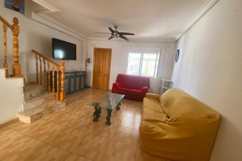 House for sale in Torrevieja, Alicante, Spain 3 bedrooms, 92 sq.m. No. 167280 - photo 3