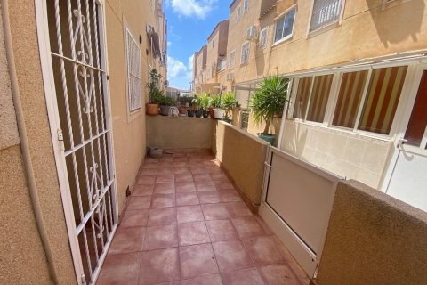 House for sale in Torrevieja, Alicante, Spain 3 bedrooms, 92 sq.m. No. 167280 - photo 21