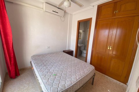 House for sale in Torrevieja, Alicante, Spain 3 bedrooms, 92 sq.m. No. 167280 - photo 7