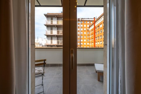 Apartment for sale in Madrid, Spain 3 bedrooms, 158 sq.m. No. 167279 - photo 28