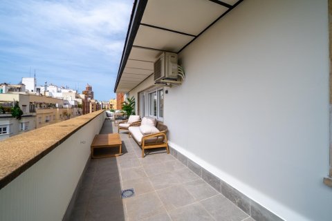Apartment for sale in Madrid, Spain 3 bedrooms, 158 sq.m. No. 167279 - photo 25