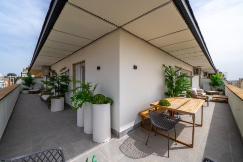Apartment for sale in Madrid, Spain 3 bedrooms, 158 sq.m. No. 167279 - photo 23