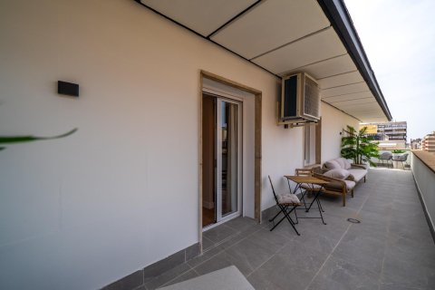 Apartment for sale in Madrid, Spain 3 bedrooms, 158 sq.m. No. 167279 - photo 27