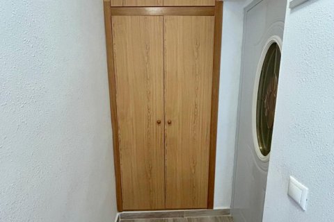 Apartment for sale in Torrevieja, Alicante, Spain 3 bedrooms, 100 sq.m. No. 167283 - photo 6