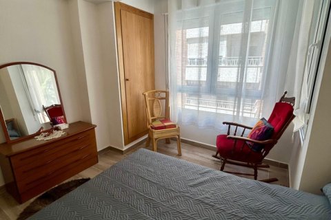 Apartment for sale in Torrevieja, Alicante, Spain 3 bedrooms, 100 sq.m. No. 167283 - photo 20