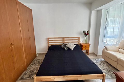 Apartment for sale in Torrevieja, Alicante, Spain 3 bedrooms, 100 sq.m. No. 167283 - photo 15
